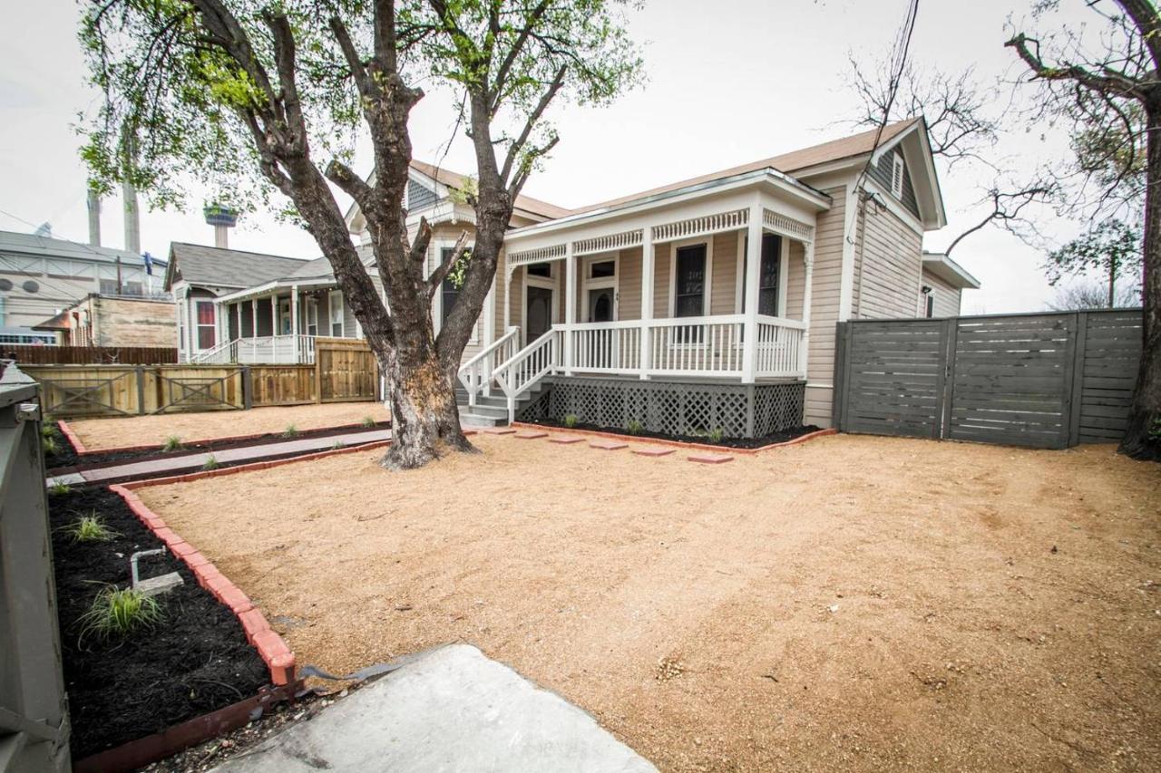 Wyoming St Restored Historic 2Br/1Ba Downtown サンアントニオ エクステリア 写真
