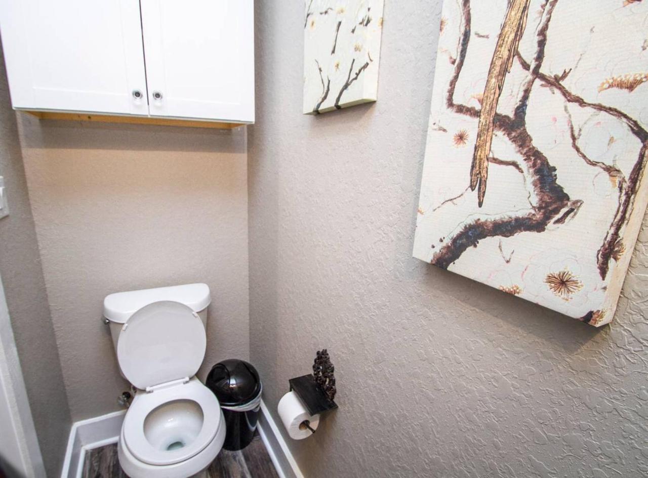 Wyoming St Restored Historic 2Br/1Ba Downtown サンアントニオ エクステリア 写真